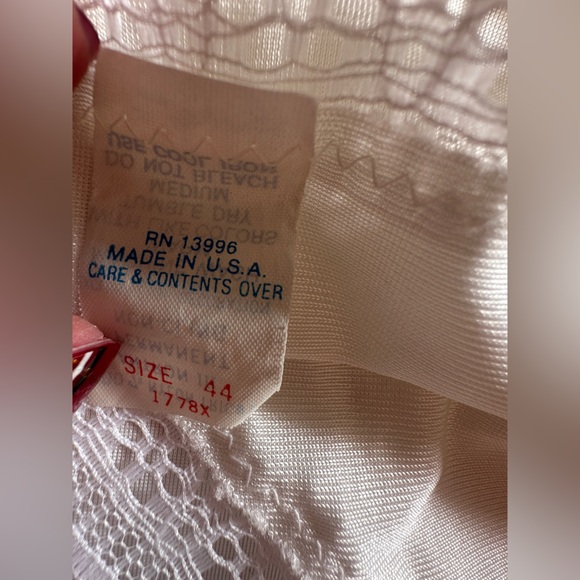 Vintage White Lace Nylon Tricot Slip, Size 44 (Modern XL) - Picture 7 of 10